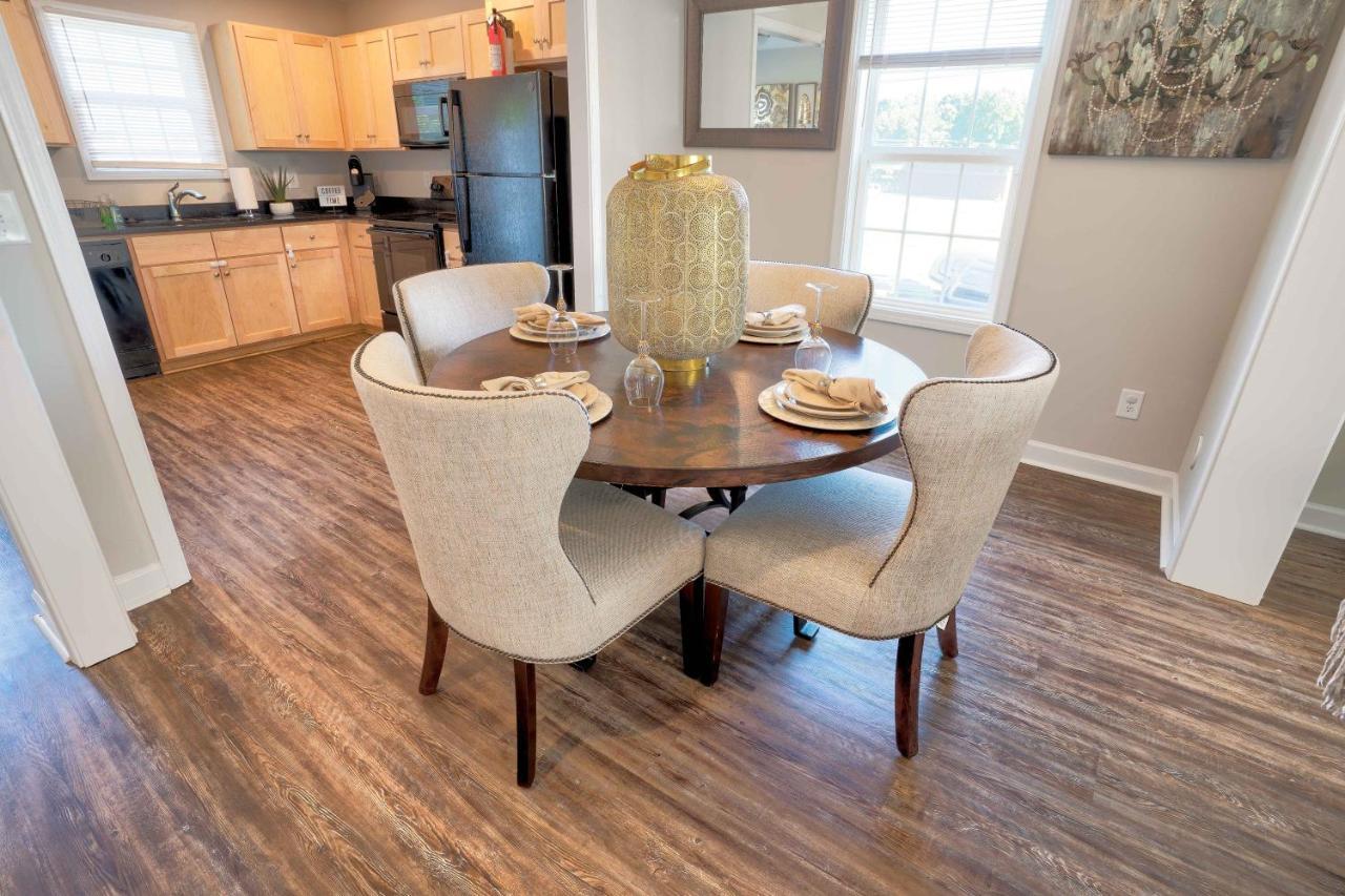 Kannapolis Elegant Townhouse - Pet Friendly Eksteriør billede