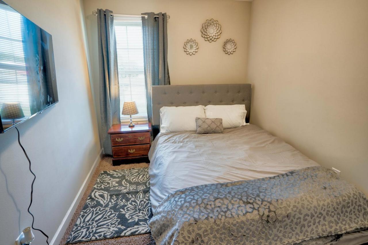 Kannapolis Elegant Townhouse - Pet Friendly Eksteriør billede
