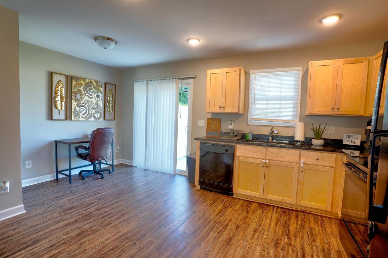 Kannapolis Elegant Townhouse - Pet Friendly Eksteriør billede